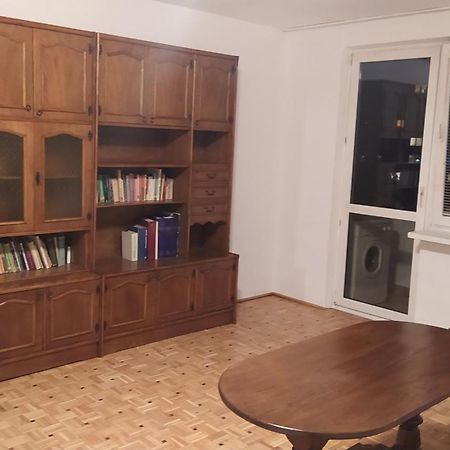 Uroczy Apartament Z Bezplatnych Parkingiem Warschau Buitenkant foto