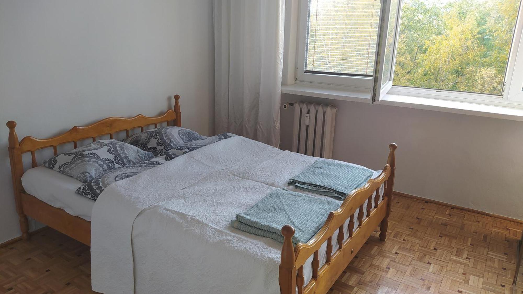 Uroczy Apartament Z Bezplatnych Parkingiem Warschau Buitenkant foto